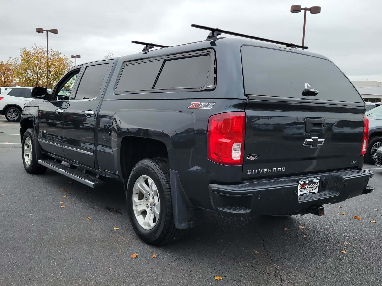 Used 2017 Chevrolet Silverado 1500 LTZ Z71 w/ LTZ Plus Package AWD/4WD image 5