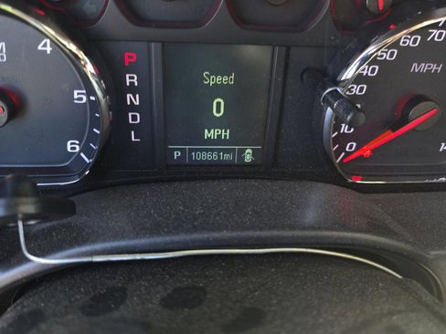 Used 2019 Chevrolet Silverado 1500 Custom w/ Custom Convenience Package image 7