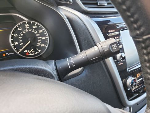 Used 2020 Nissan Murano SL w/ Moonroof Package image 26