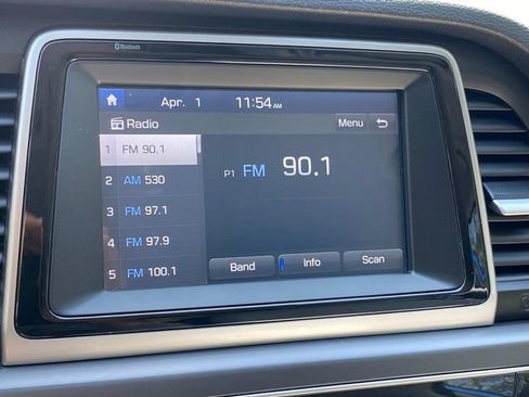 Used 2019 Hyundai Sonata SE FWD image 24
