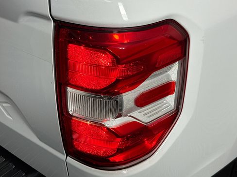 Used 2022 Ford Maverick XL image 32