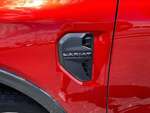 Used 2024 Ford Ranger Lariat w/ Advanced Towing Package AWD/4WD image 8