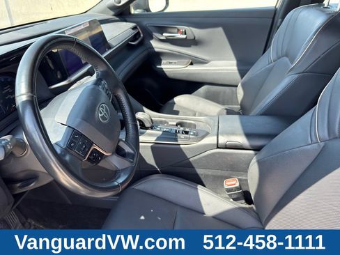 Used 2023 Toyota Crown AWD/4WD image 7