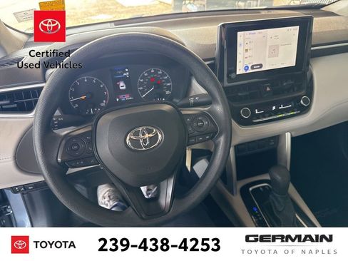 Used 2023 Toyota Corolla Cross L FWD image 14