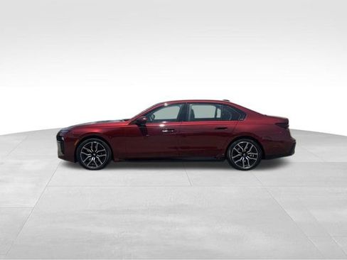 Certified 2026 BMW 740i xDrive AWD/4WD image 2
