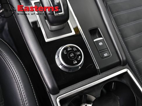 Used 2024 Mitsubishi Outlander SE AWD/4WD image 18