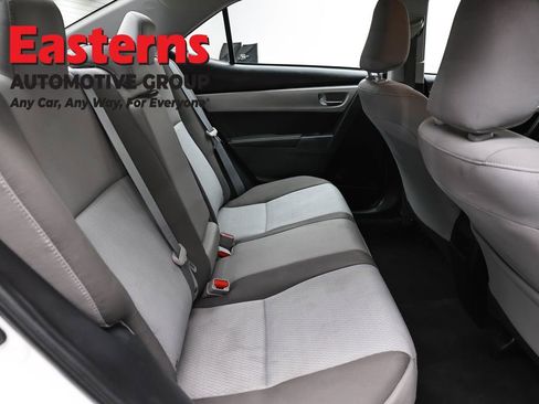 Used 2019 Toyota Corolla LE FWD image 22