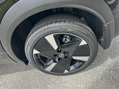 New 2026 Nissan Kicks SR FWD image 10