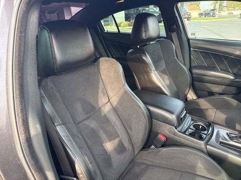 Used 2022 Dodge Charger R/T w/ Plus Group image 11