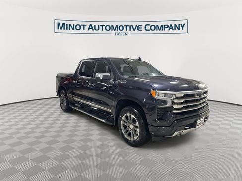 Used 2022 Chevrolet Silverado 1500 High Country AWD/4WD image 2