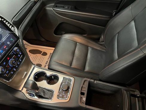 Used 2016 Jeep Grand Cherokee Limited 75th Anniversary image 39