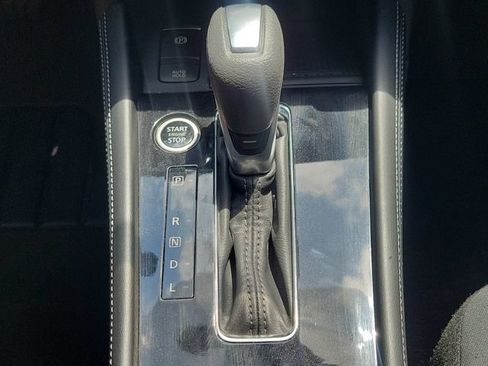 Used 2024 Nissan Kicks SV FWD image 18