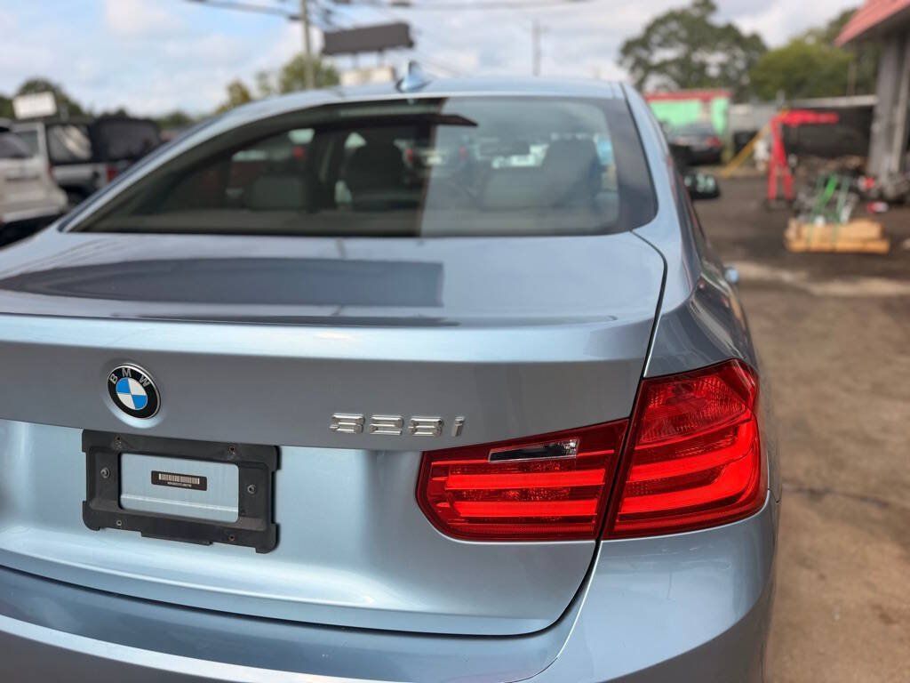 Used 2014 BMW 328i xDrive Sedan AWD/4WD image 11