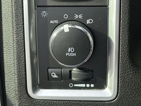 Used 2020 RAM 1500 Classic Warlock w/ Trailer & Traction Group image 25