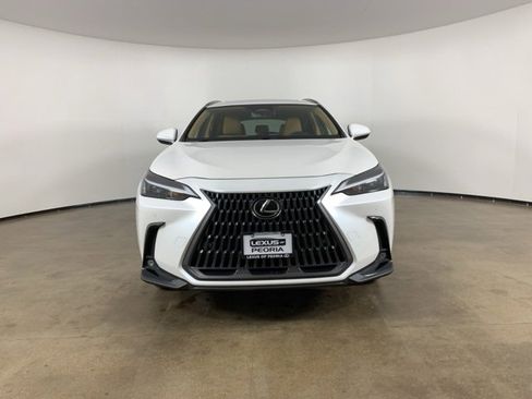 Used 2023 Lexus NX 250 FWD w/ Premium Package image 3
