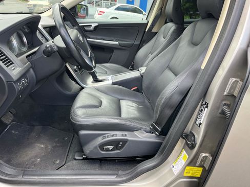 Used 2013 Volvo XC60 3.2 AWD/4WD image 11