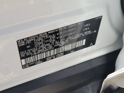 Used 2025 Toyota RAV4 XLE w/ Convenience Package FWD image 33