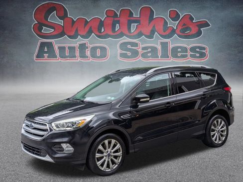 Used 2017 Ford Escape Titanium AWD/4WD image 3