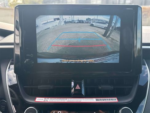 Used 2025 Toyota Corolla SE image 19