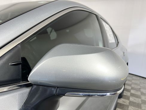 Used 2024 Toyota Camry SE image 13