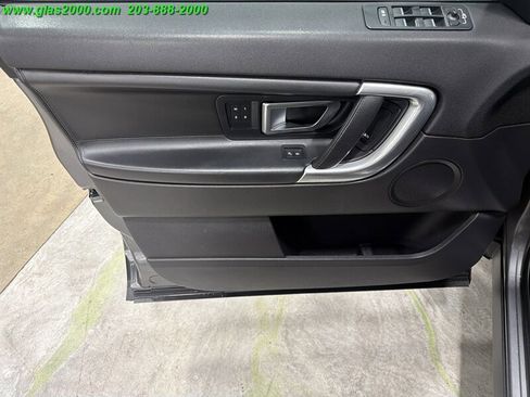Used 2019 Land Rover Discovery Sport HSE Luxury AWD/4WD image 25