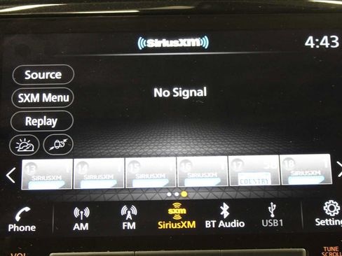 Used 2023 Nissan Titan PRO-4X w/ Pro-4x Convenience Package AWD/4WD image 29
