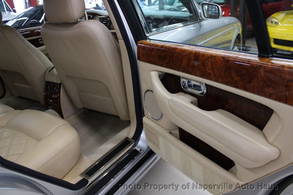Used 2004 Bentley Arnage T RWD image 43