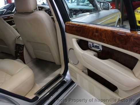 Used 2004 Bentley Arnage T image 43