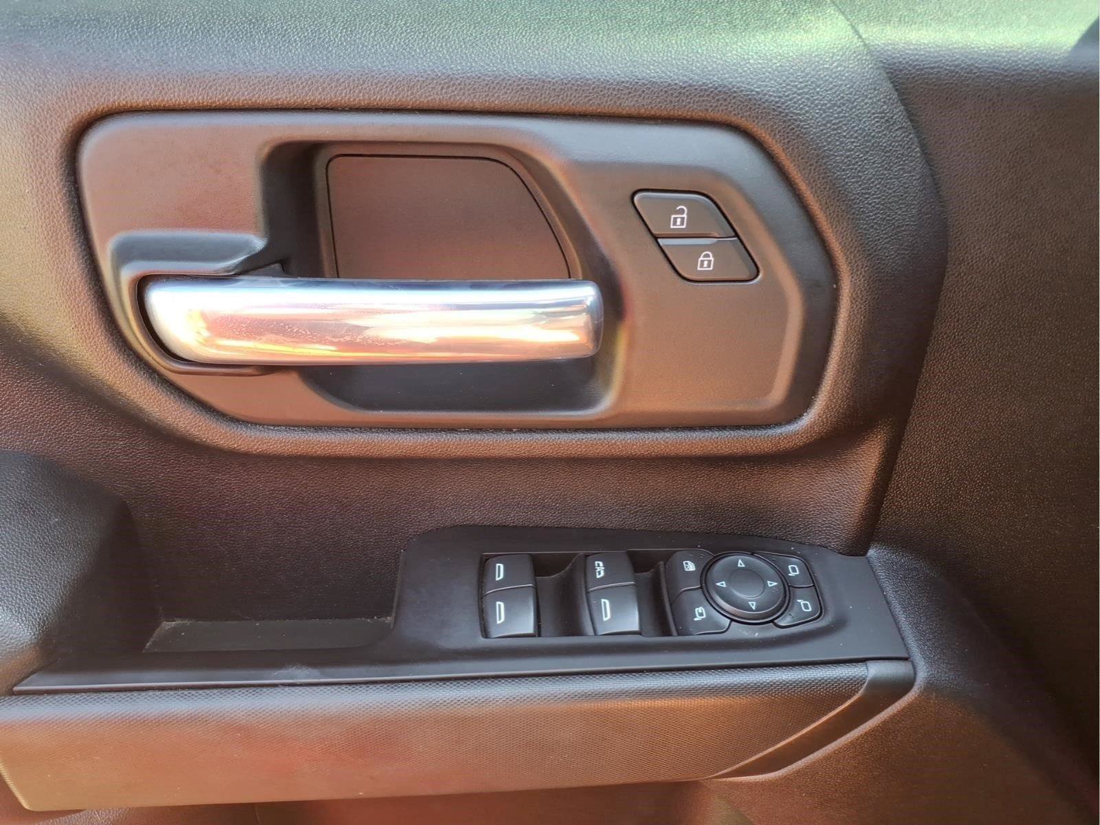 Used 2024 Chevrolet Silverado 2500 Custom w/ Custom Value Package AWD/4WD image 18