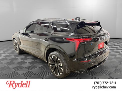 Used 2025 Chevrolet Blazer EV RS AWD/4WD image 3