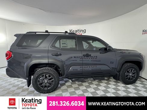 New 2026 Toyota 4Runner 2WD image 4
