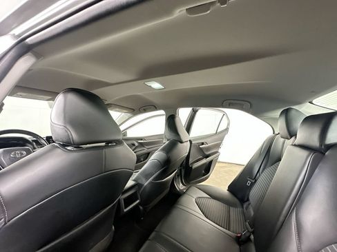 Used 2023 Toyota Camry SE FWD image 13