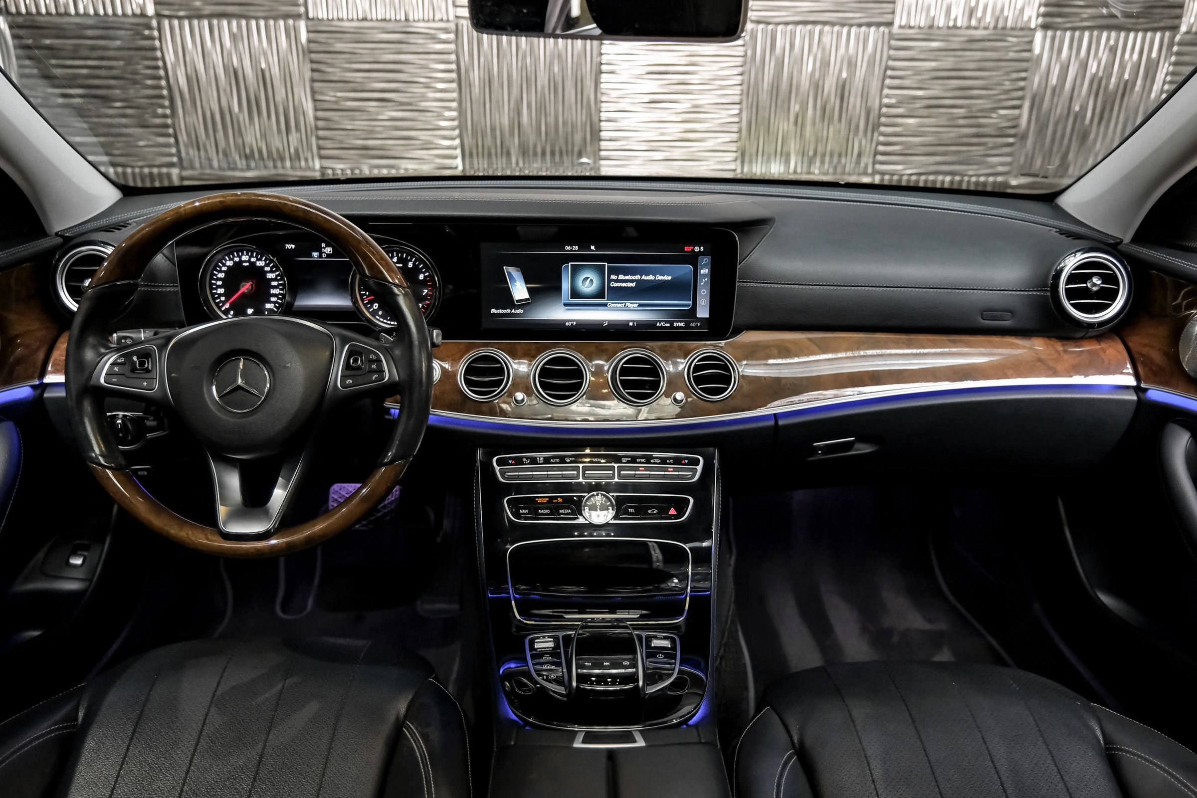 Used 2017 Mercedes-Benz E 300 image 12