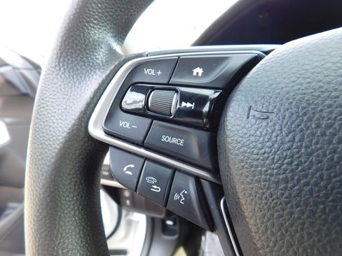 Used 2019 Honda Accord LX image 13