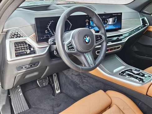 Used 2026 BMW X5 xDrive40i AWD/4WD image 9