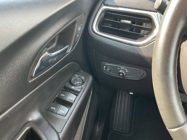 Used 2023 Chevrolet Equinox LT FWD image 22