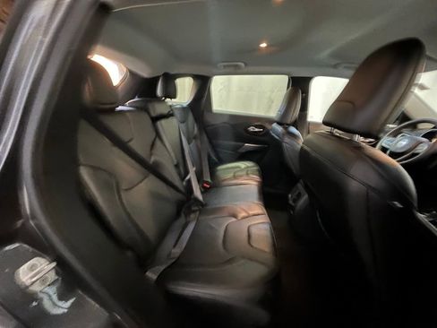 Used 2022 Jeep Cherokee Latitude Lux image 26