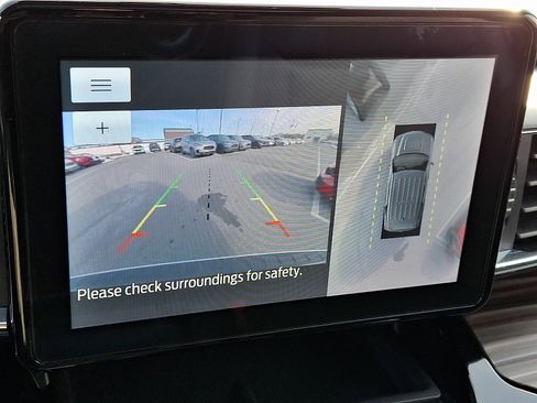 Used 2021 Ford Explorer Limited w/ Equipment Group 301A image 21