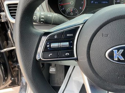 Used 2020 Kia Optima LX FWD image 18