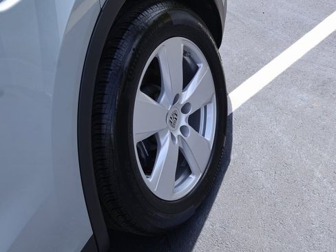 Used 2021 Porsche Cayenne Base image 37