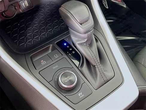 Certified 2025 Toyota RAV4 XLE image 16