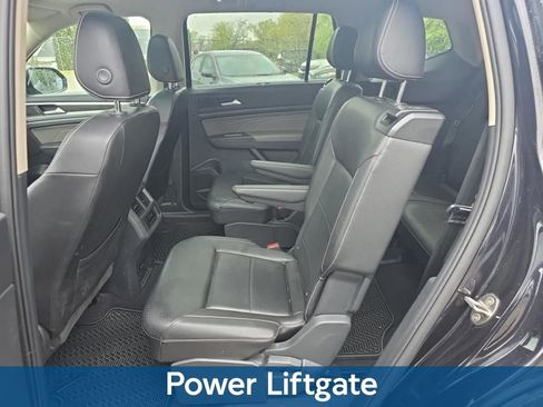 Used 2023 Volkswagen Atlas SE w/ Panoramic Sunroof Package AWD/4WD image 10