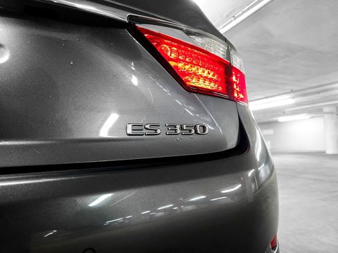Used 2013 Lexus ES 350 image 9