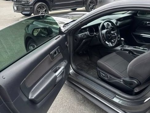 Used 2016 Ford Mustang Coupe w/ Equipment Group 051A RWD image 13