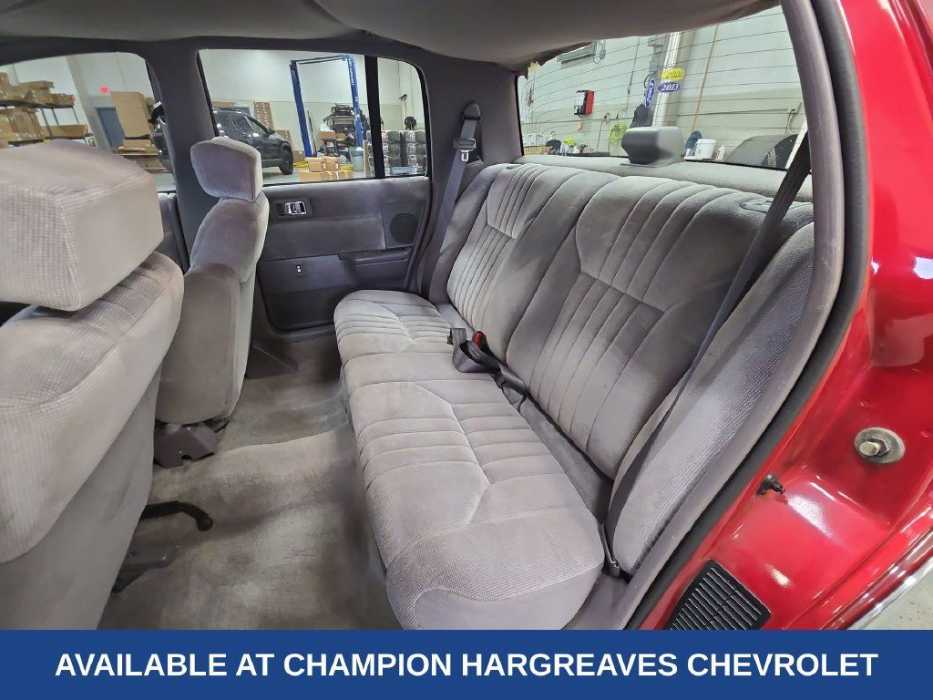 Used 1994 Chrysler LeBaron LE FWD image 33