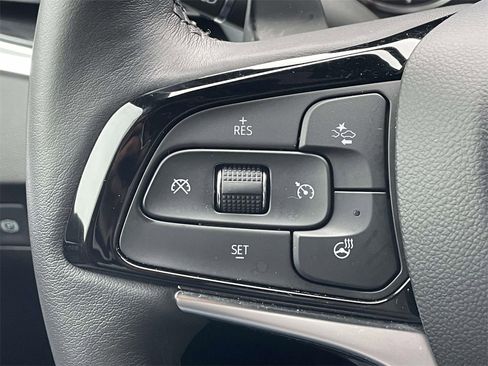 Used 2022 Buick Enclave Premium w/ Surround and Sites Package image 24