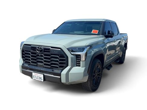 Used 2025 Toyota Tundra Limited w/ TRD Off-Road Package AWD/4WD image 16