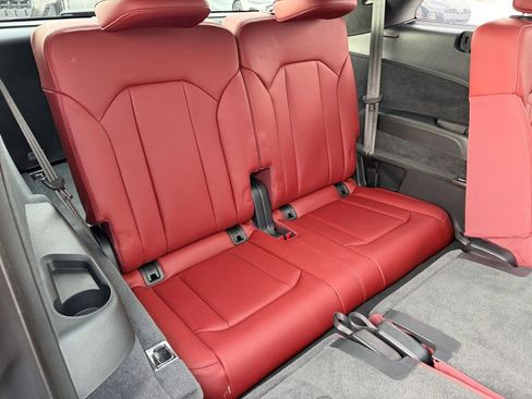 Certified 2025 Audi SQ7 Prestige w/ Prestige Package image 20
