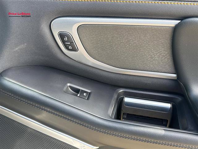 Used 2025 Ford Expedition Tremor AWD/4WD image 14