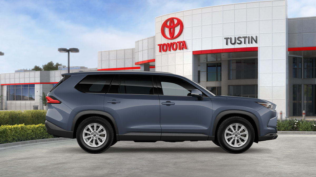 New 2026 Toyota Grand Highlander XLE FWD image 14